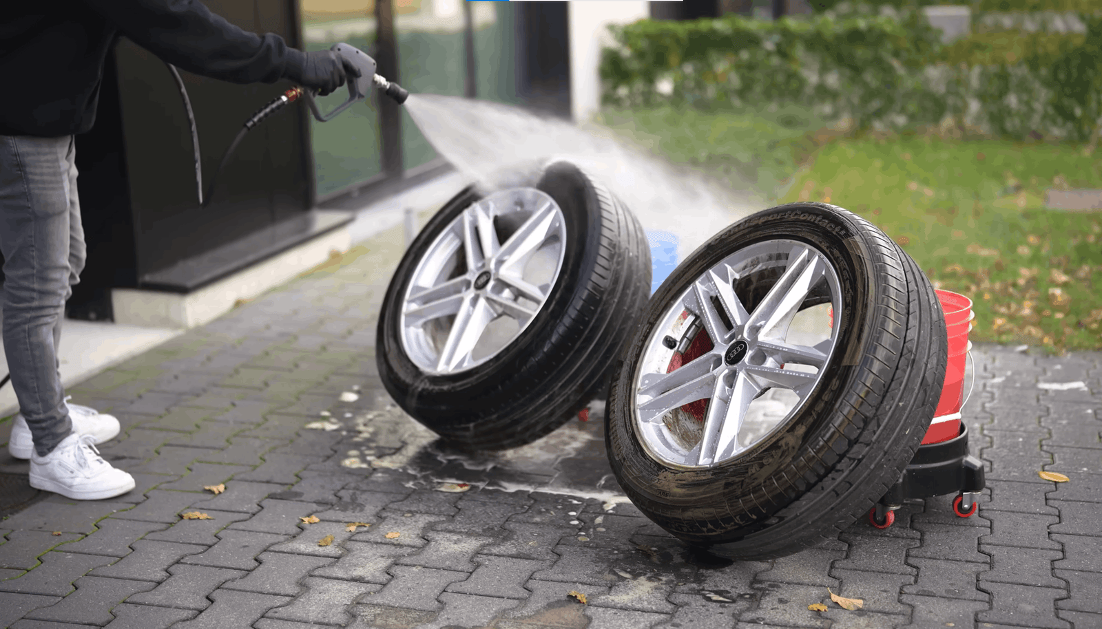 Wheel and Rim detailing 